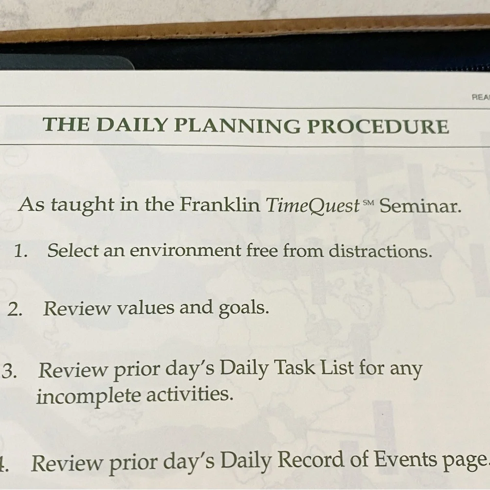 Franklin Quest Vintage Zip Planner Green Line Leather Trim & Canvas Zip Inserts